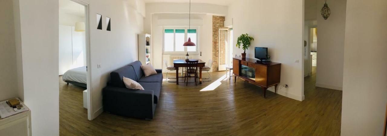 Casa Al Mare Lejlighed Lido di Ostia Eksteriør billede